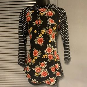 ❗️Final Sale Before Donation Ultra Flirt Hooded Blouse